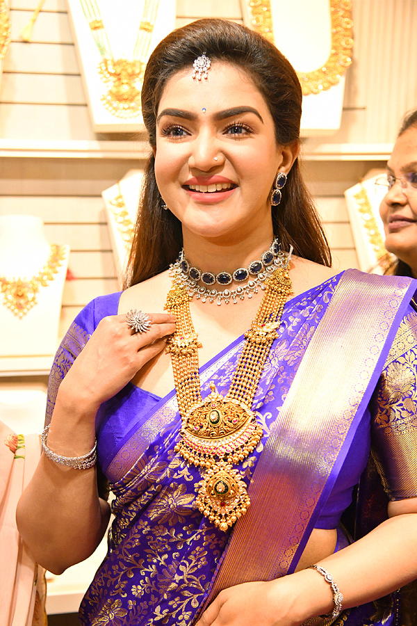 Actress Honey Rose At Vizag Photos - Sakshi4