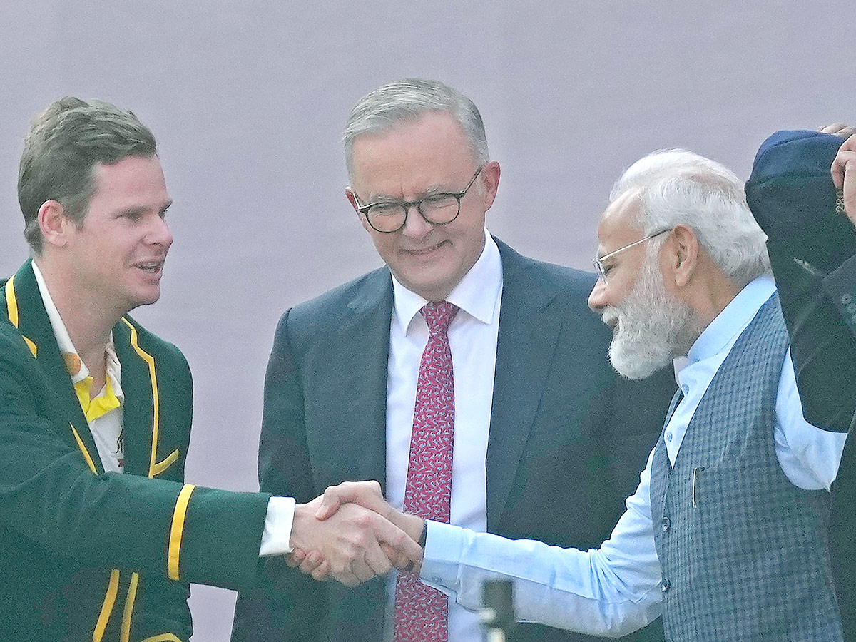 PM Modi And Australian PM Anthony Watch India Australia Fourth test - Sakshi36