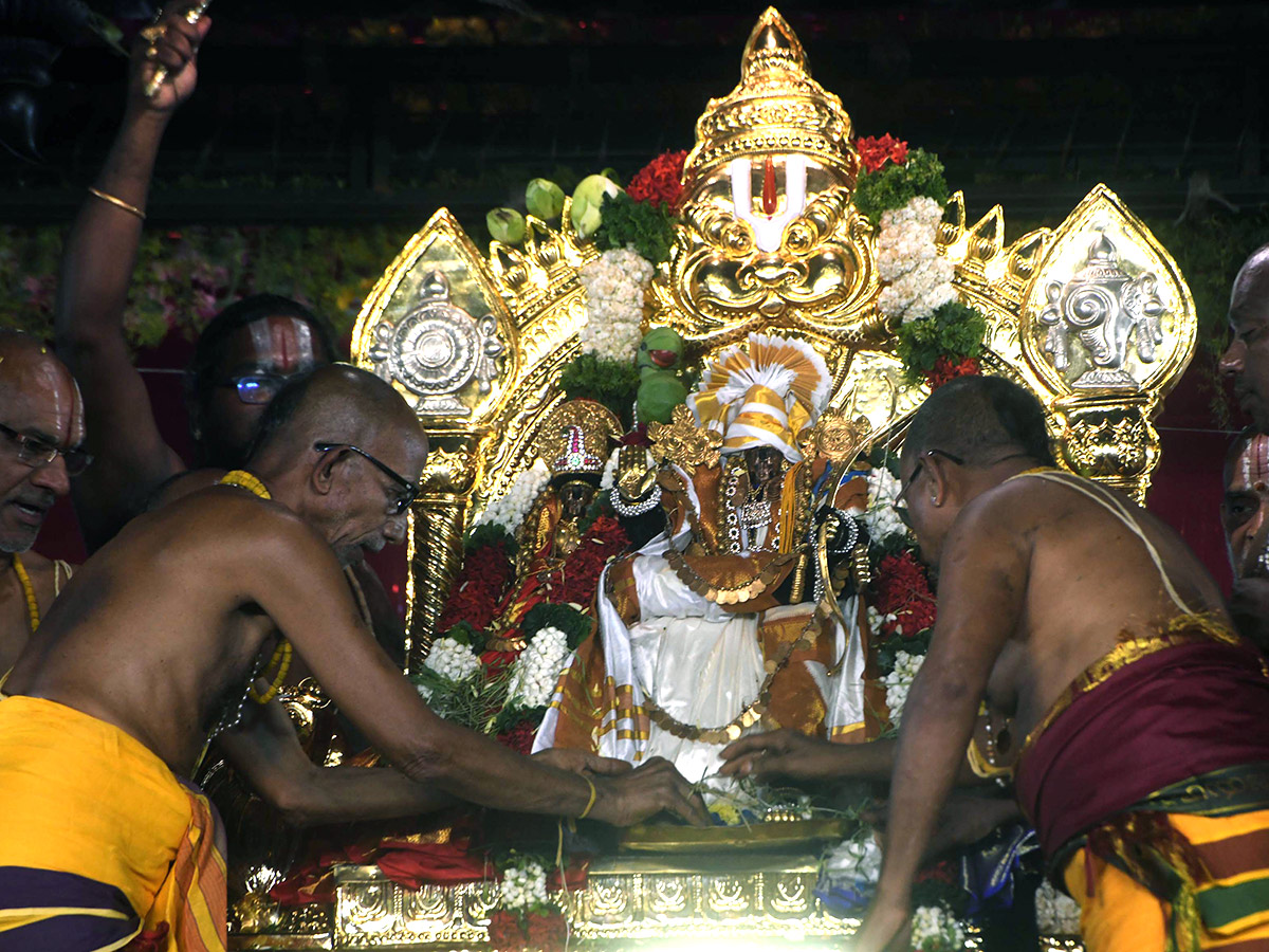 Grand Celebration of Lord Rama Pattabhishekam held at Bhadradri - Sakshi13