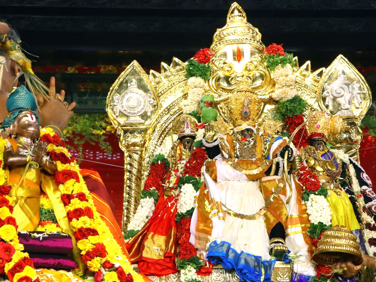 Grand Celebration of Lord Rama Pattabhishekam held at Bhadradri - Sakshi16