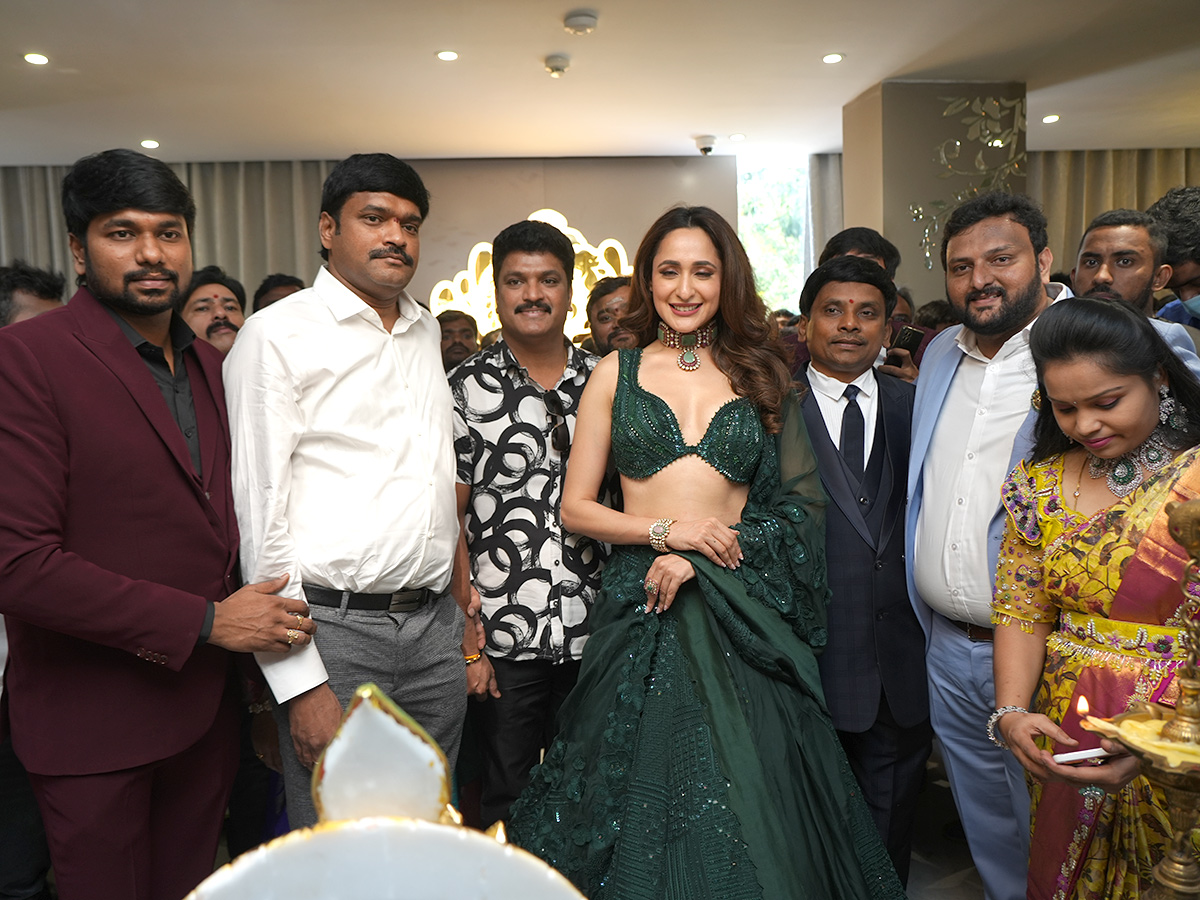 Pragya Jaiswal at Jewellery Shop at Hyderabad  - Sakshi1