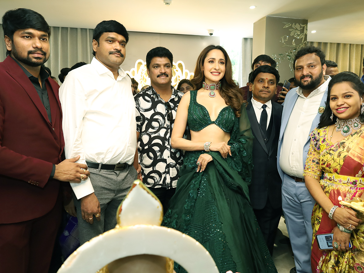 Pragya Jaiswal at Jewellery Shop at Hyderabad  - Sakshi3