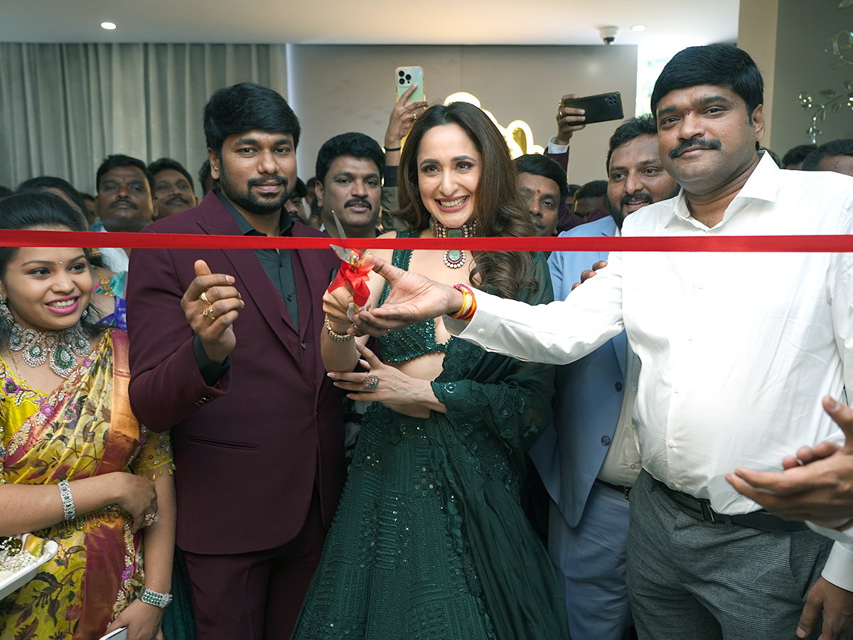 Pragya Jaiswal at Jewellery Shop at Hyderabad  - Sakshi6