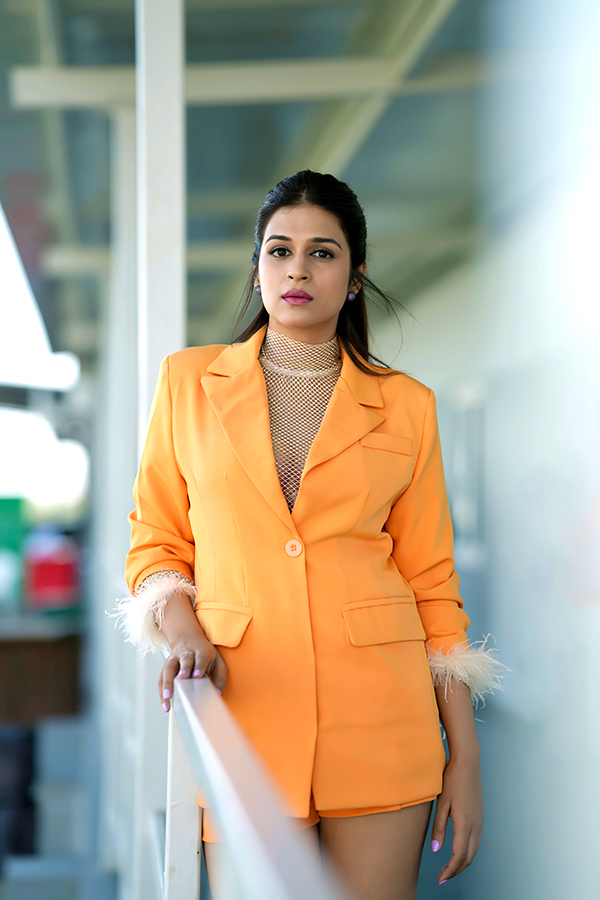 Actress Shraddha Das Latest Photos - Sakshi15