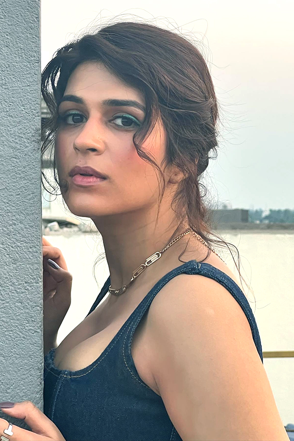 Actress Shraddha Das Latest Photos - Sakshi2