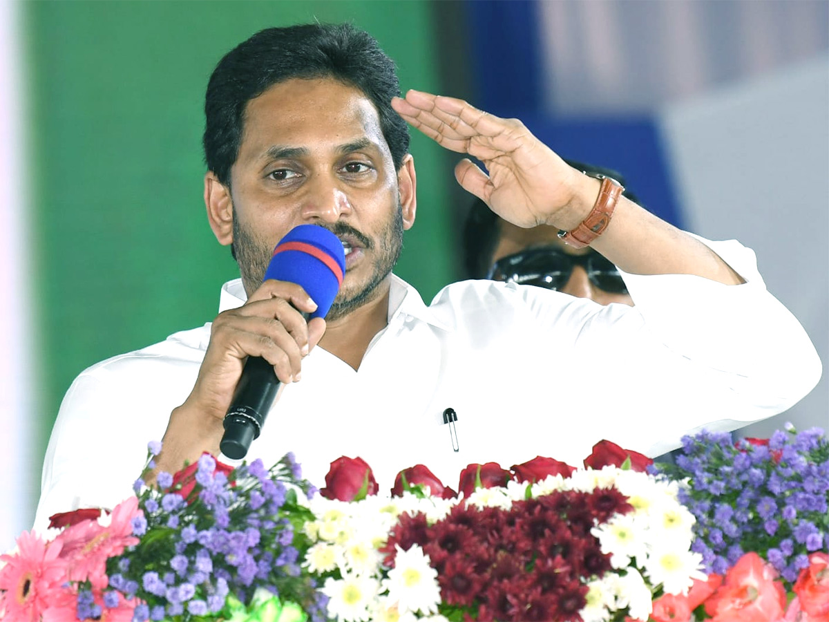 YSR Ebc Nestham: Cm Jagan Markapuram Tour Photos - Sakshi5