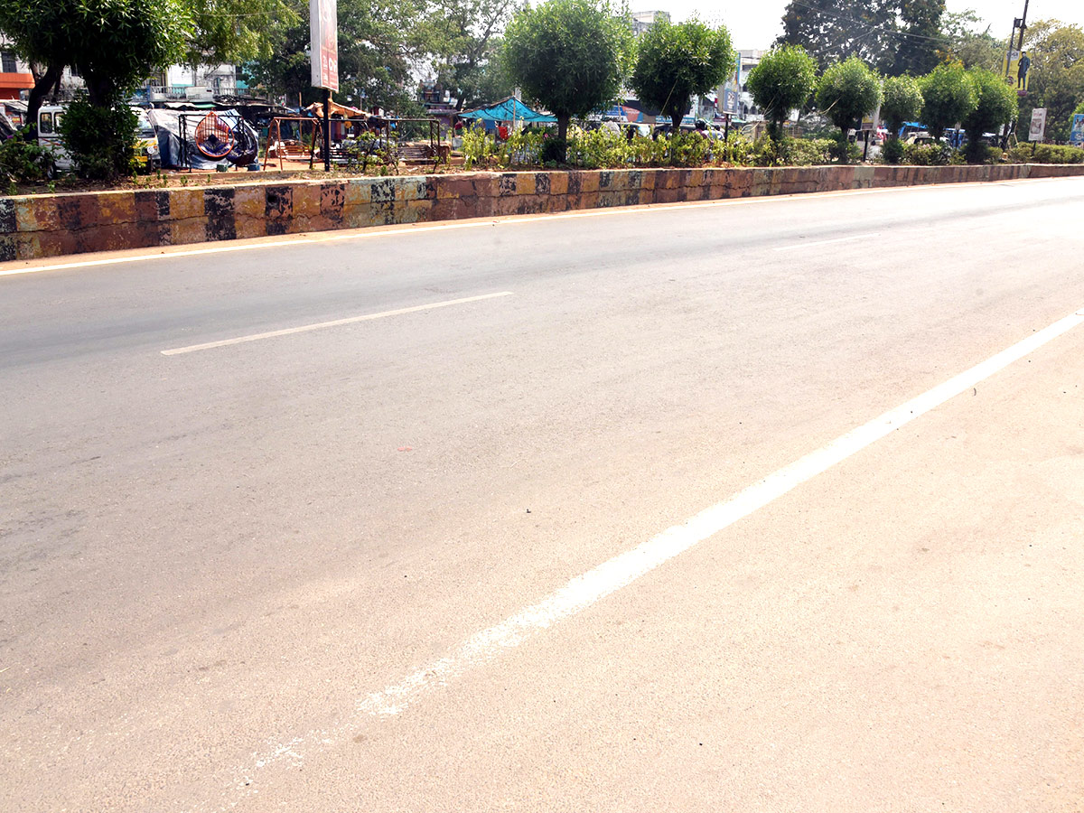 Severe Heat Waves In Telangana And AP Photos - Sakshi5