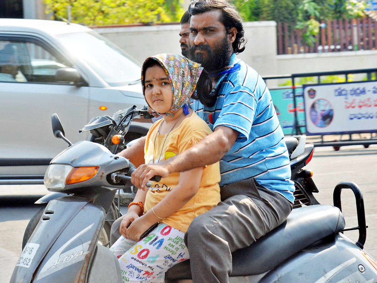 Severe Heat Waves In Telangana And AP Photos - Sakshi9