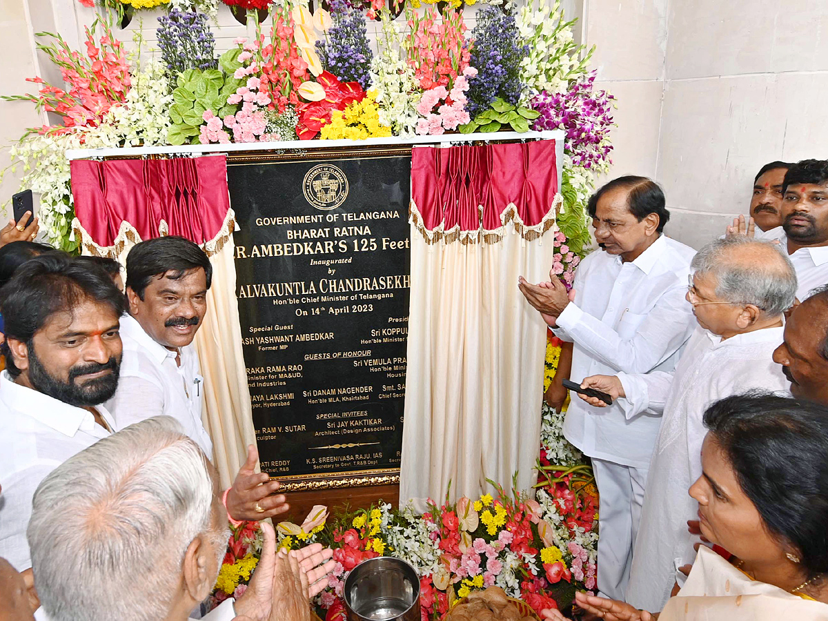 CM KCR Inaugurated Ambedkar Statue At Tank Bund Photos - Sakshi21