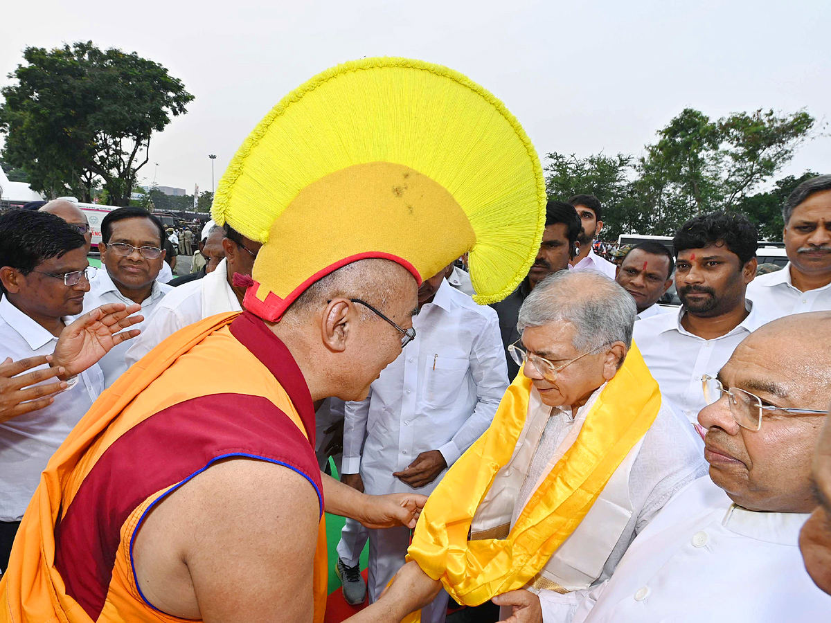 CM KCR Inaugurated Ambedkar Statue At Tank Bund Photos - Sakshi27