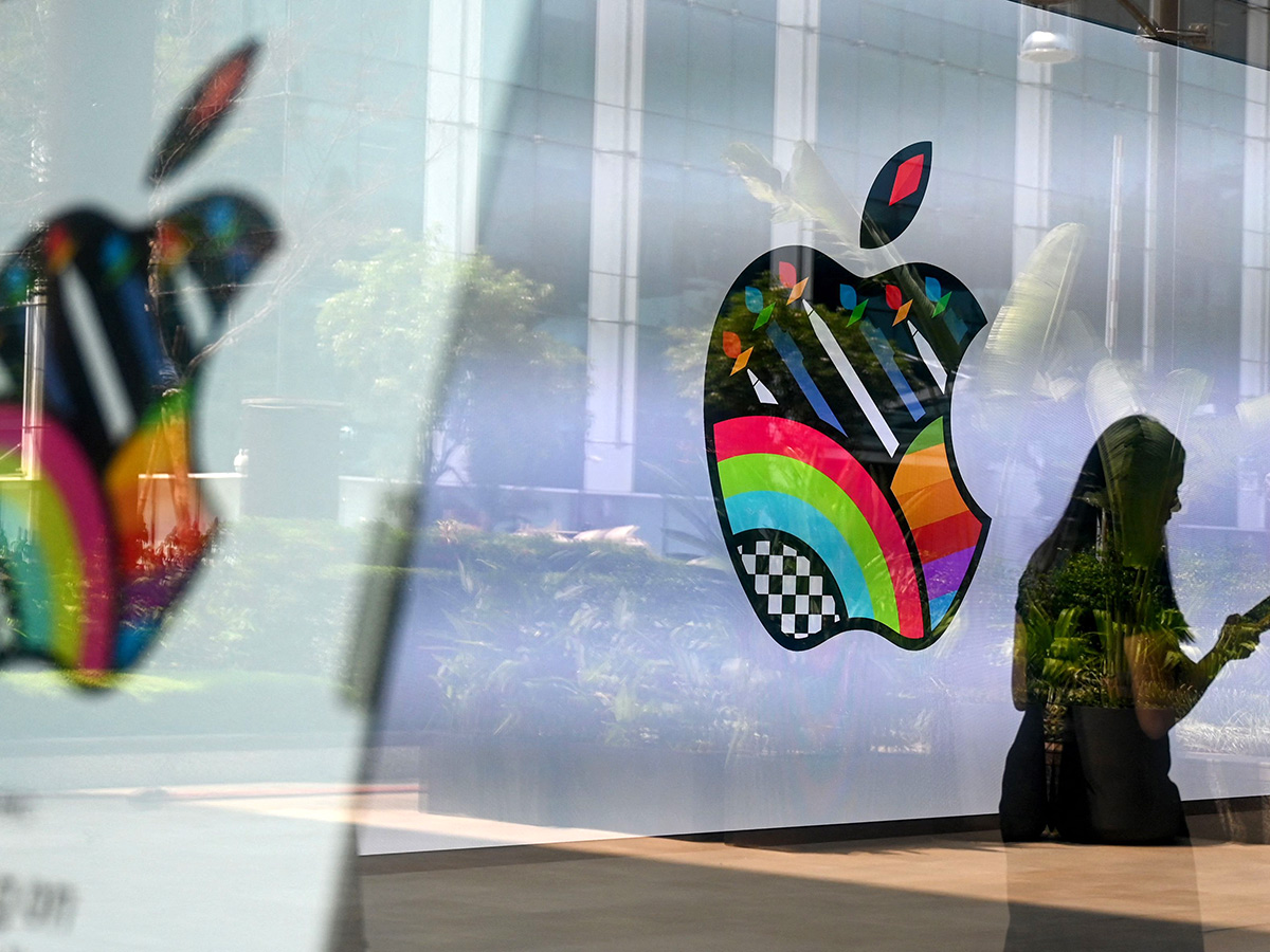 Apple BKC Store First Look in Mumbai Photos - Sakshi5