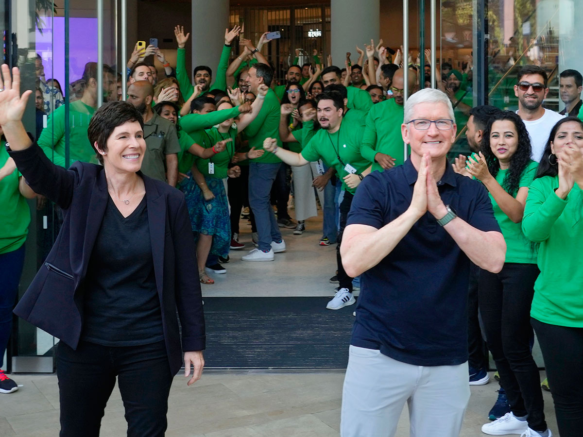 Apple CEO Tim Cook Opening Apple store in Mumbai - Sakshi24