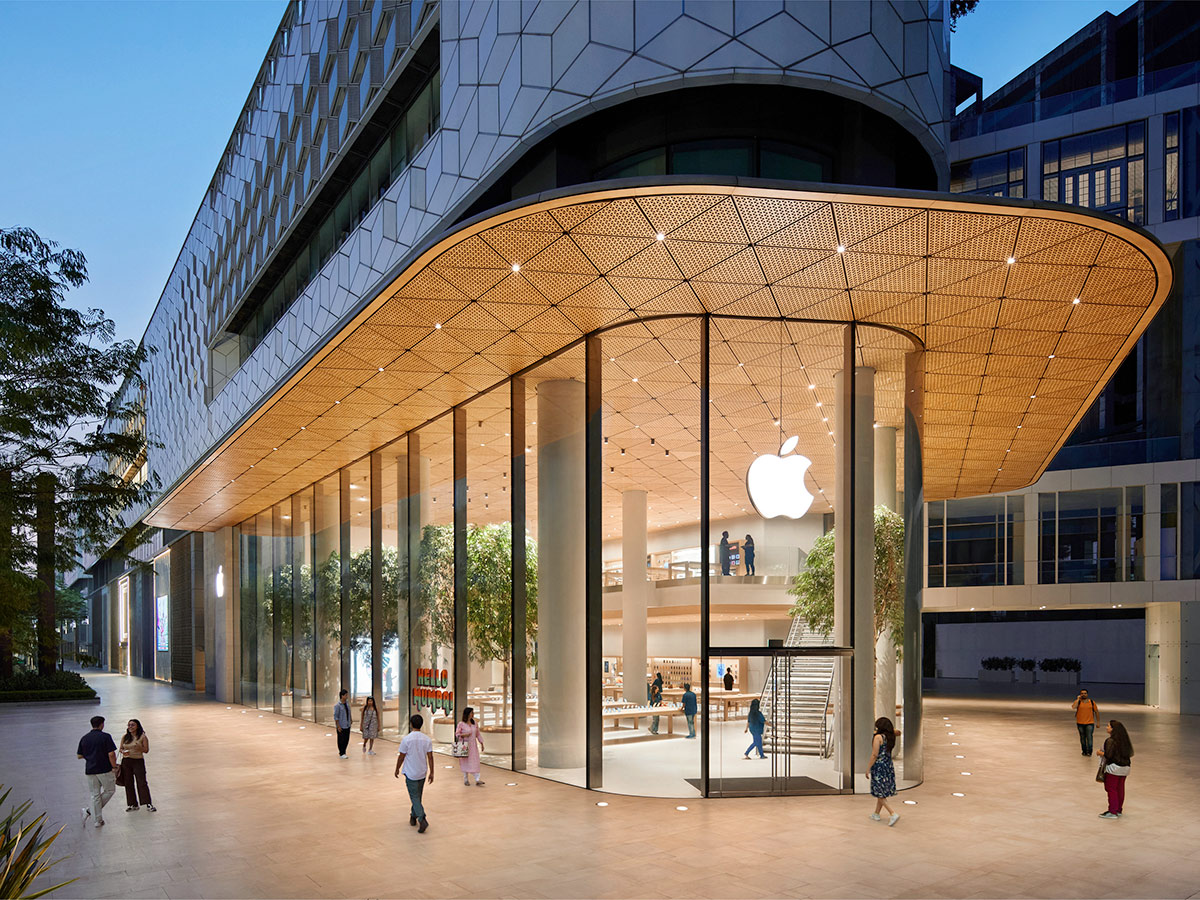 Apple BKC Store First Look in Mumbai Photos - Sakshi32