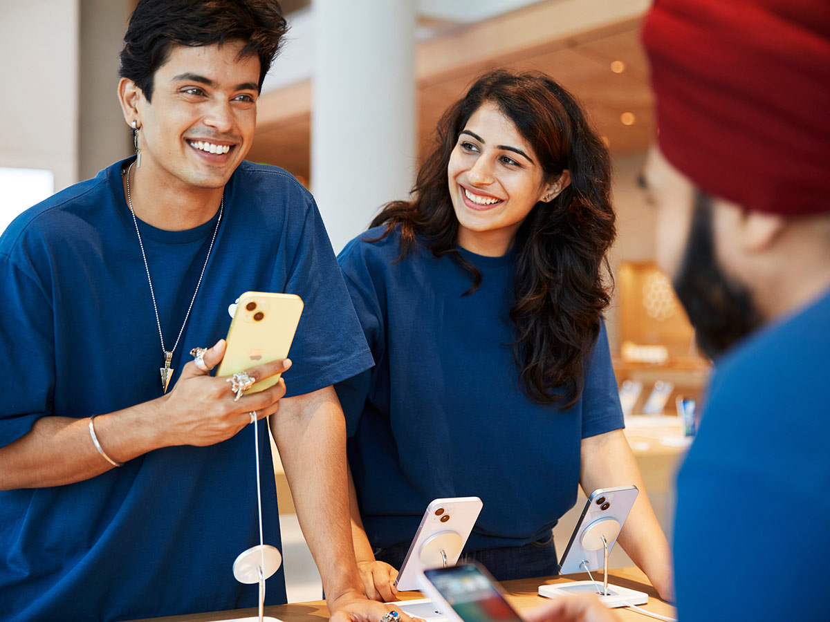 Apple BKC Store First Look in Mumbai Photos - Sakshi37