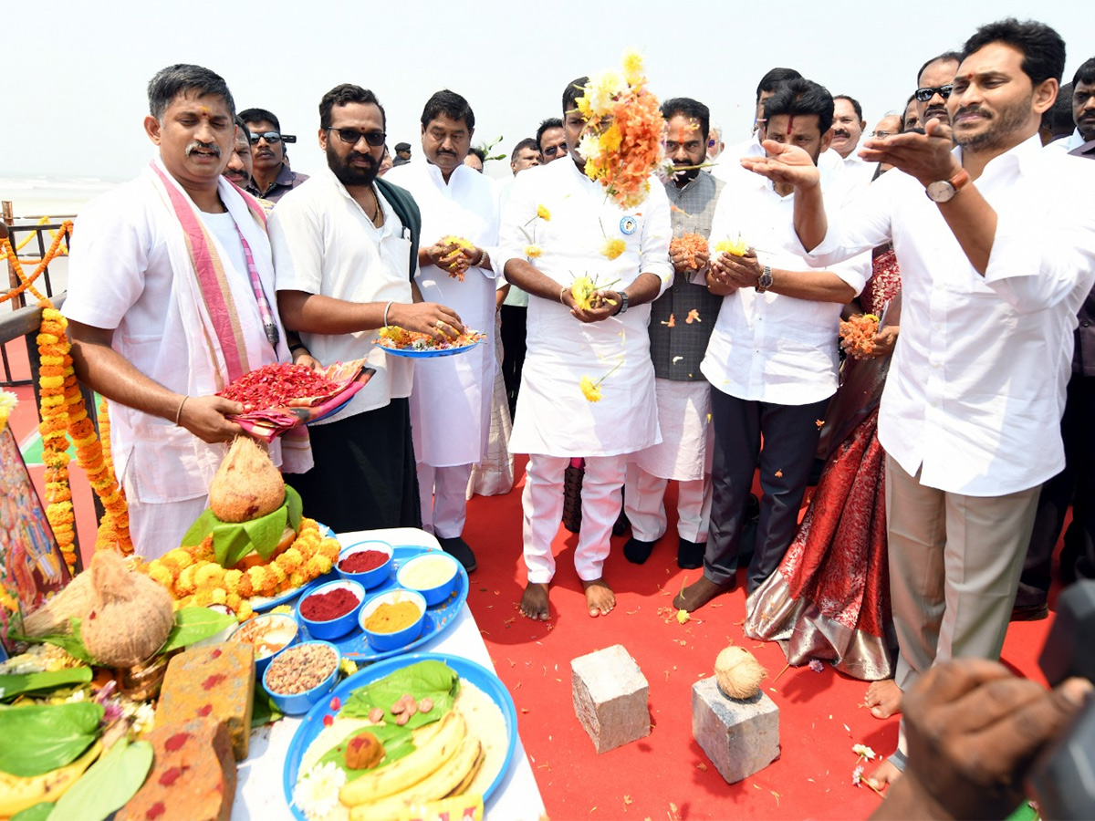 CM YS Jagan Srikakulam Tour To Initiating Development Works, Photos Gallery Inside - Sakshi24