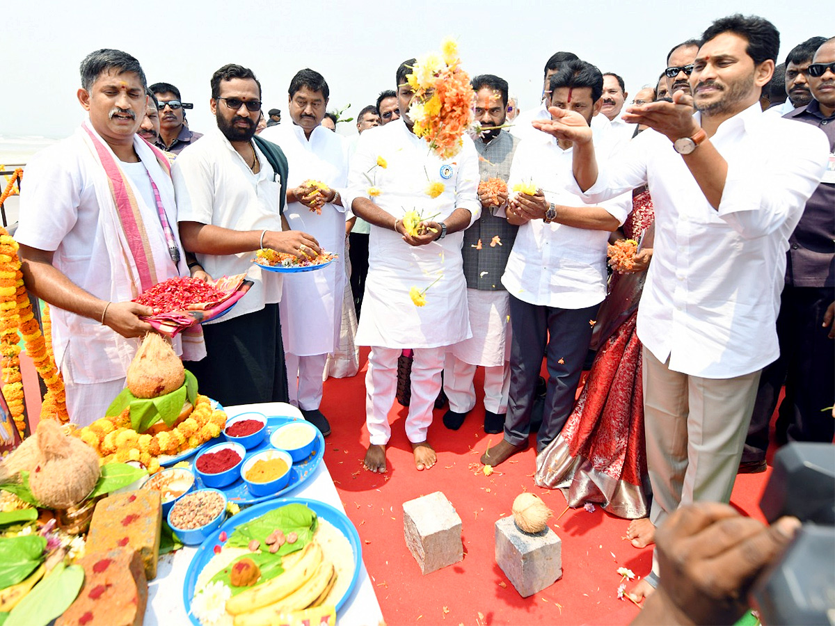 CM YS Jagan Srikakulam Tour To Initiating Development Works, Photos Gallery Inside - Sakshi3