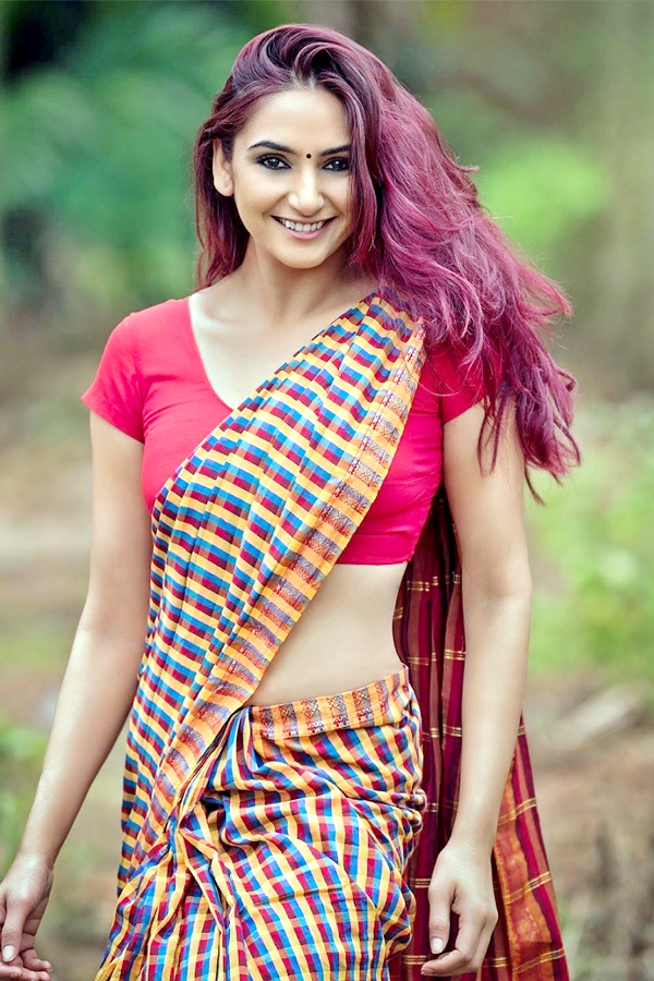 Kannada Actress Ragini Dwivedi Latest Photos - Sakshi3