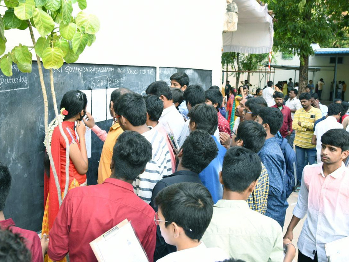 10th Public Exam in AndhraPradesh Photos - Sakshi21