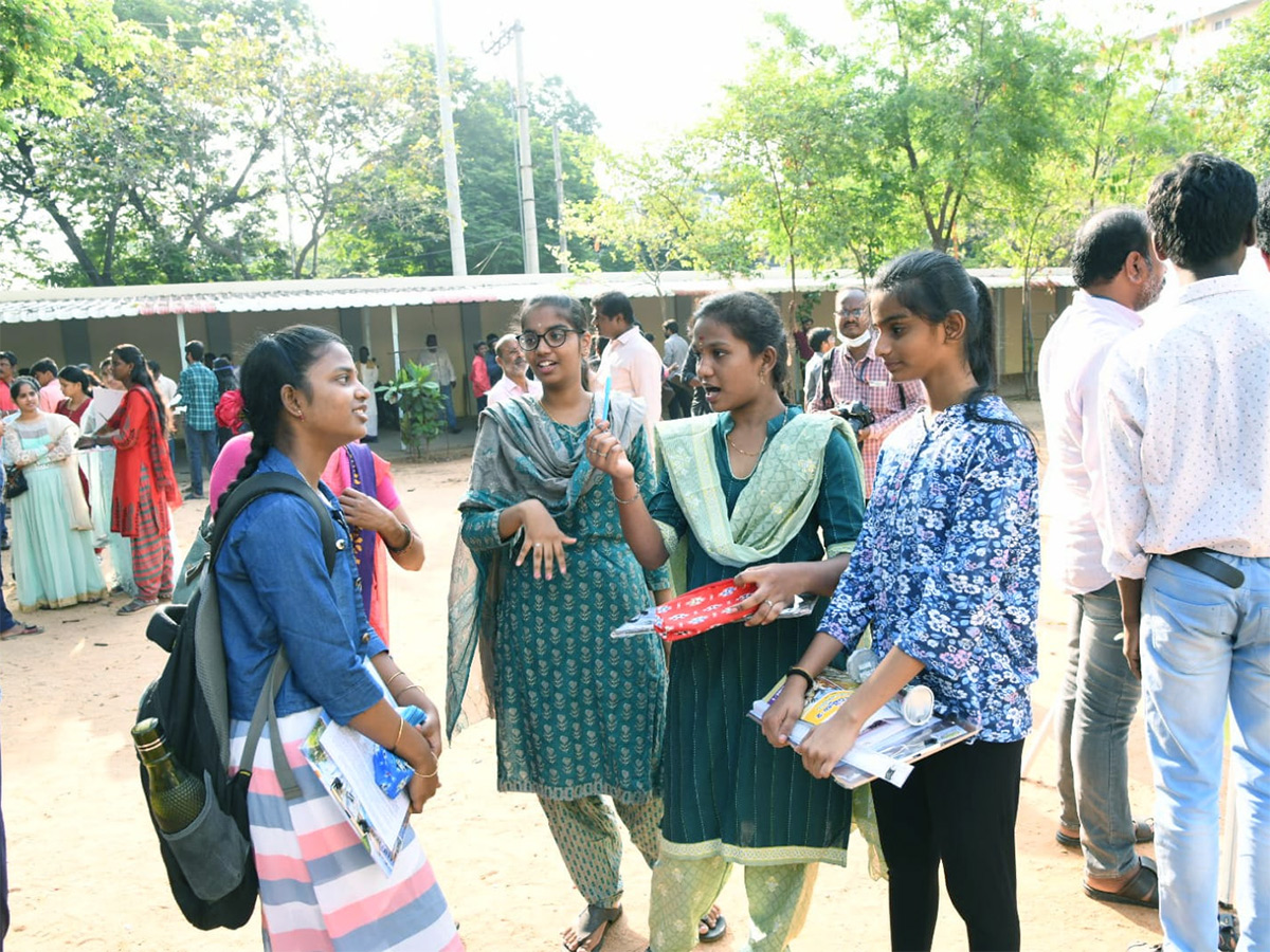 10th Public Exam in AndhraPradesh Photos - Sakshi31