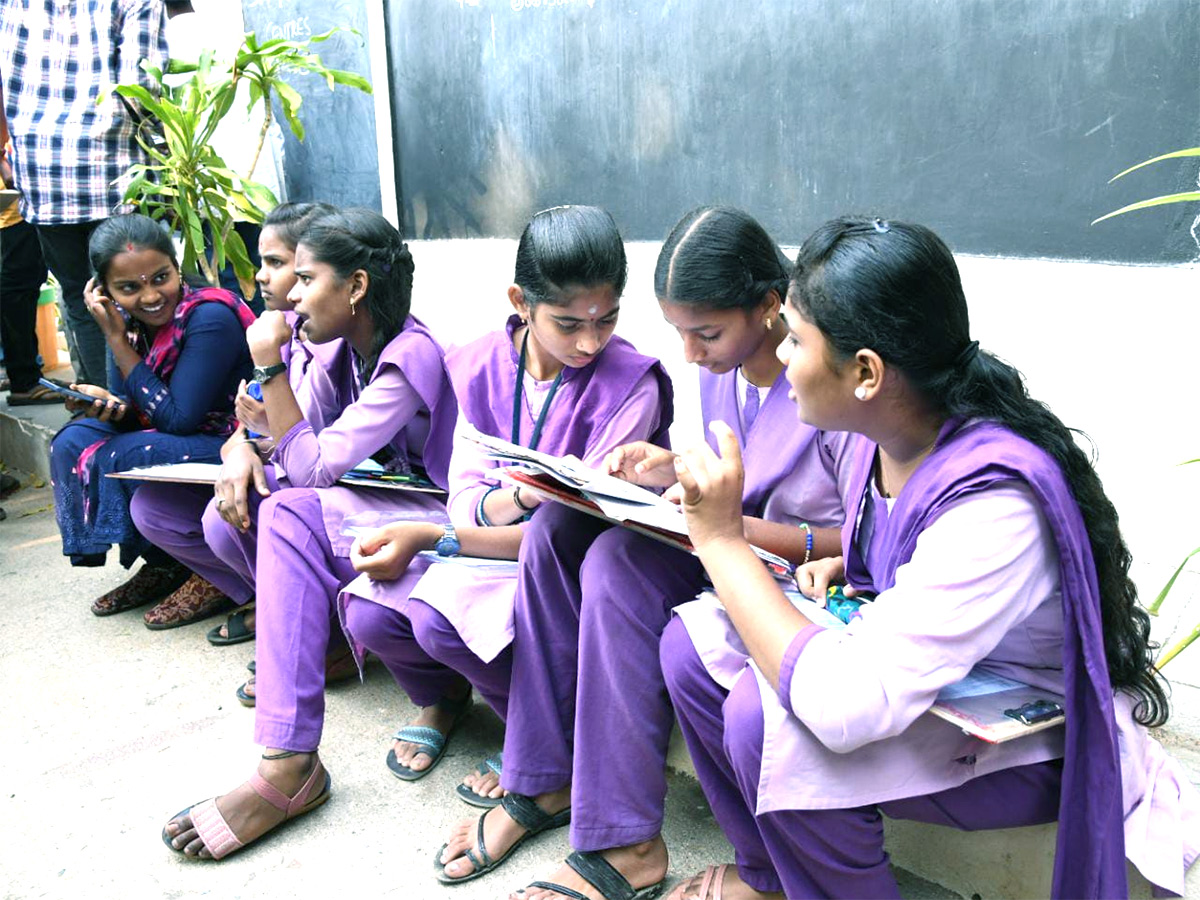 10th Public Exam in AndhraPradesh Photos - Sakshi6