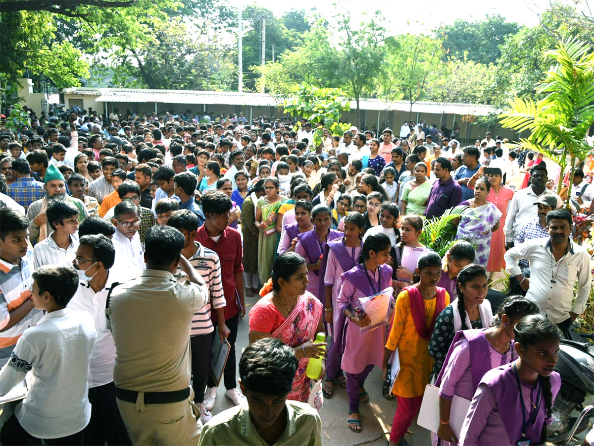 10th Public Exam in AndhraPradesh Photos - Sakshi9