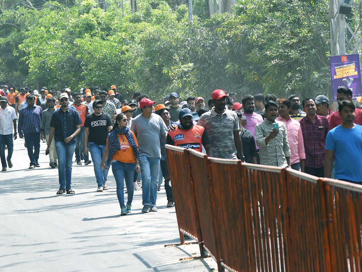 SRH and RR Match in Hyderabad Stadium Photos - Sakshi30