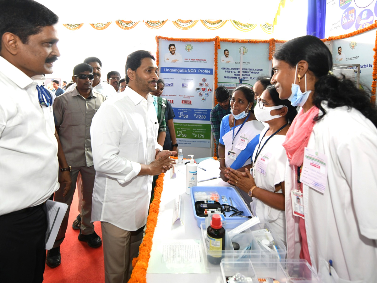 CM YS Jagan Launches Family Doctor Programme Photos - Sakshi18