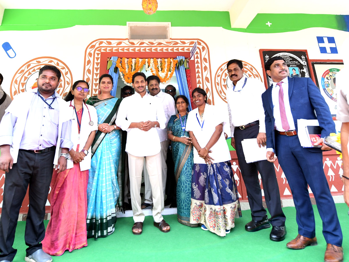 CM YS Jagan Launches Family Doctor Programme Photos - Sakshi21