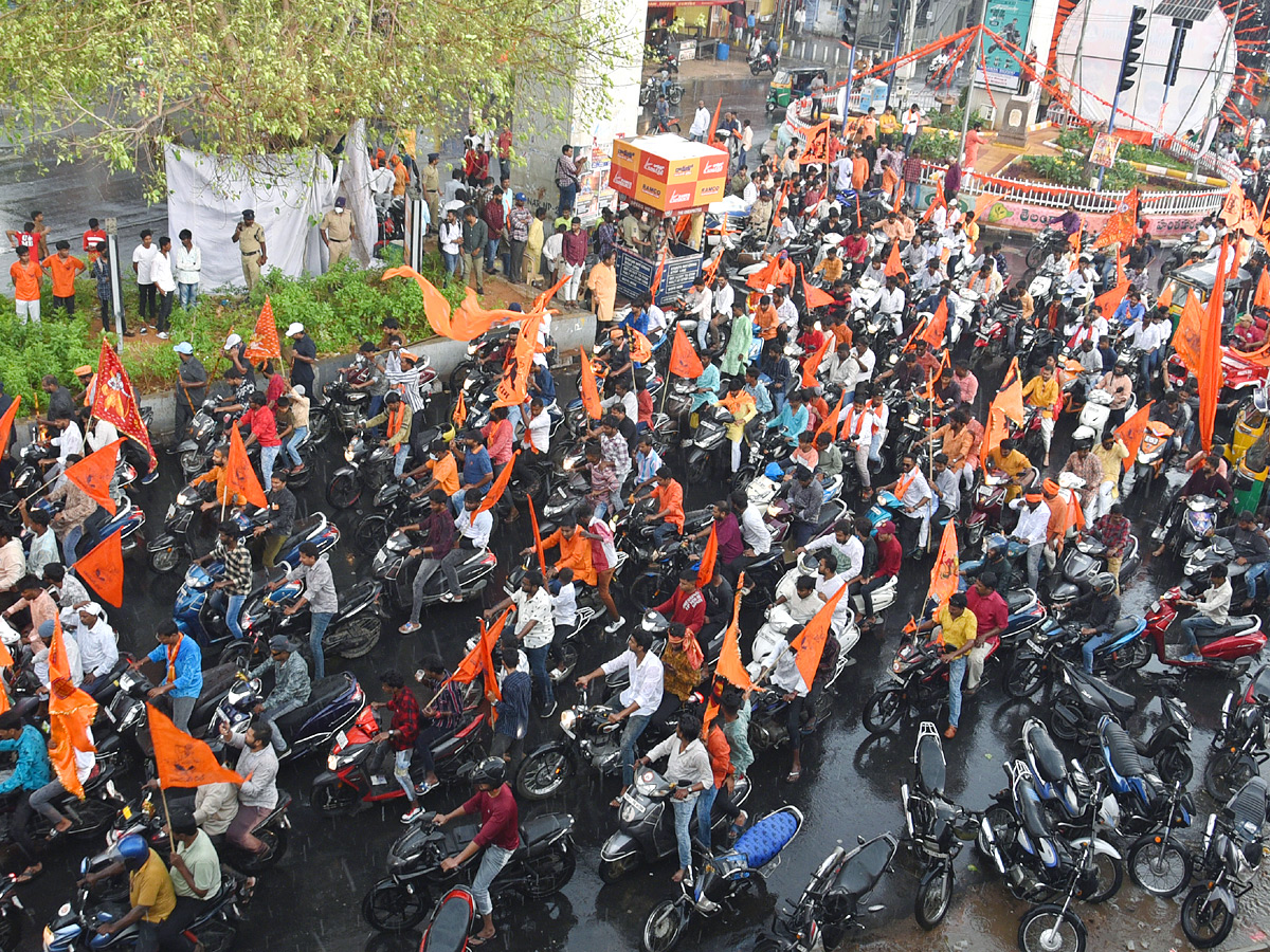 Heavy Rain at Hanuman Jayanti Shobha Yatra 2023 in Hyderabad Photos - Sakshi12