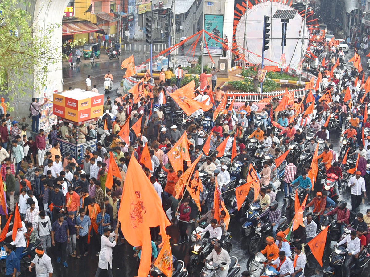 Heavy Rain at Hanuman Jayanti Shobha Yatra 2023 in Hyderabad Photos - Sakshi13