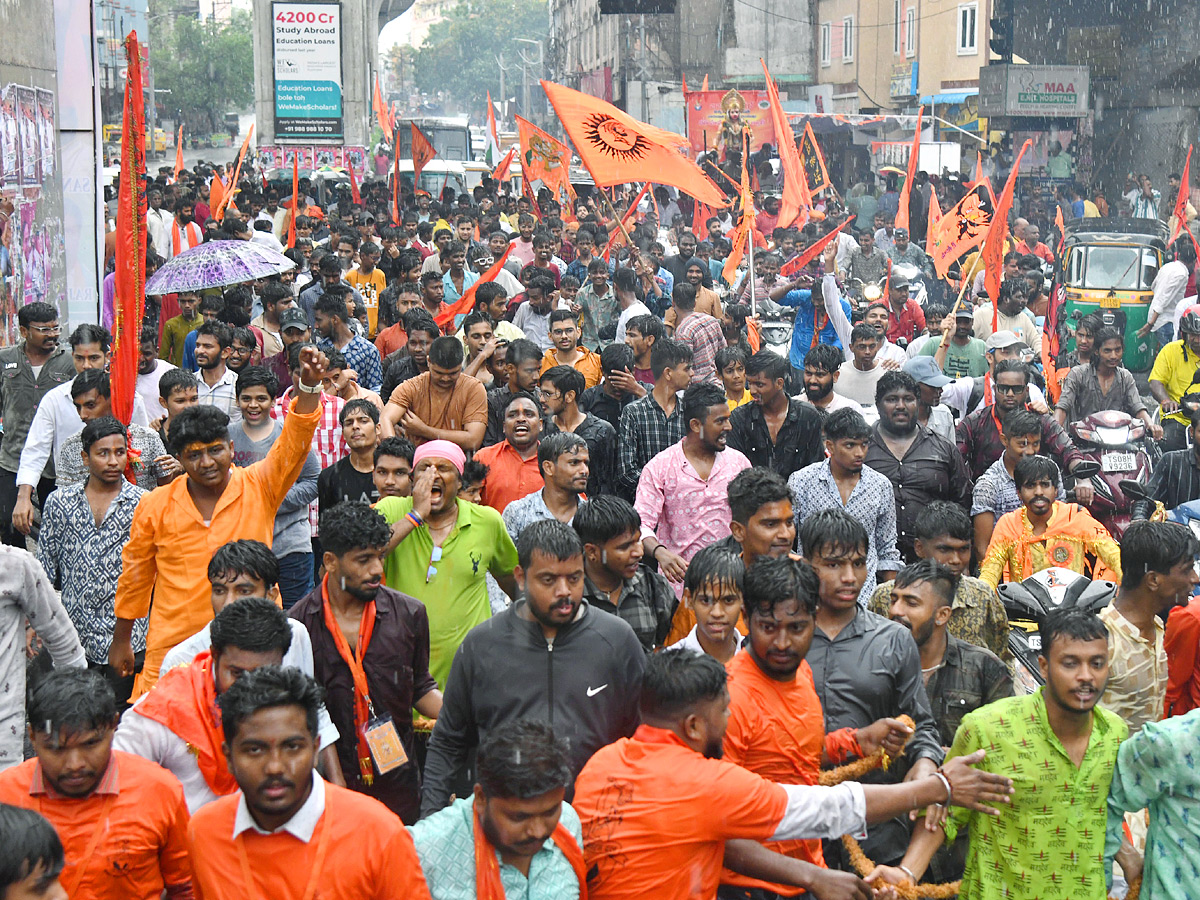 Heavy Rain at Hanuman Jayanti Shobha Yatra 2023 in Hyderabad Photos - Sakshi9