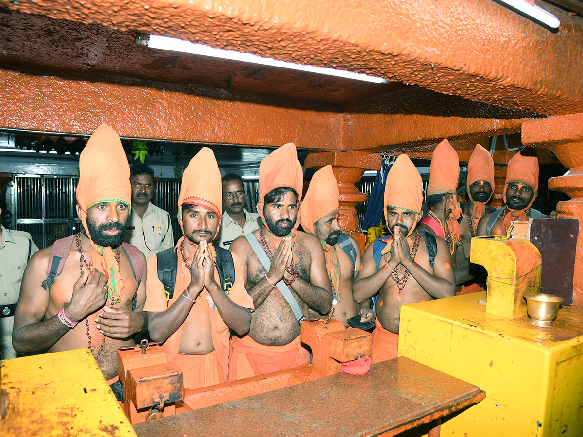 Kondagattu Anjaneya Swamy Temple Photos - Sakshi18