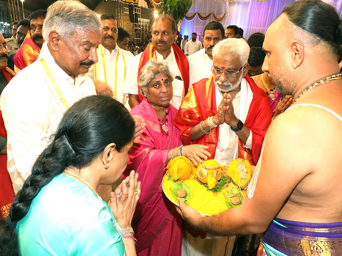 Vontimitta Kodandarama Kalyanam Photos - Sakshi23