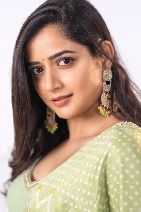 Kannada Actress Ashika Ranganath Latest Stunning Photos - Sakshi22