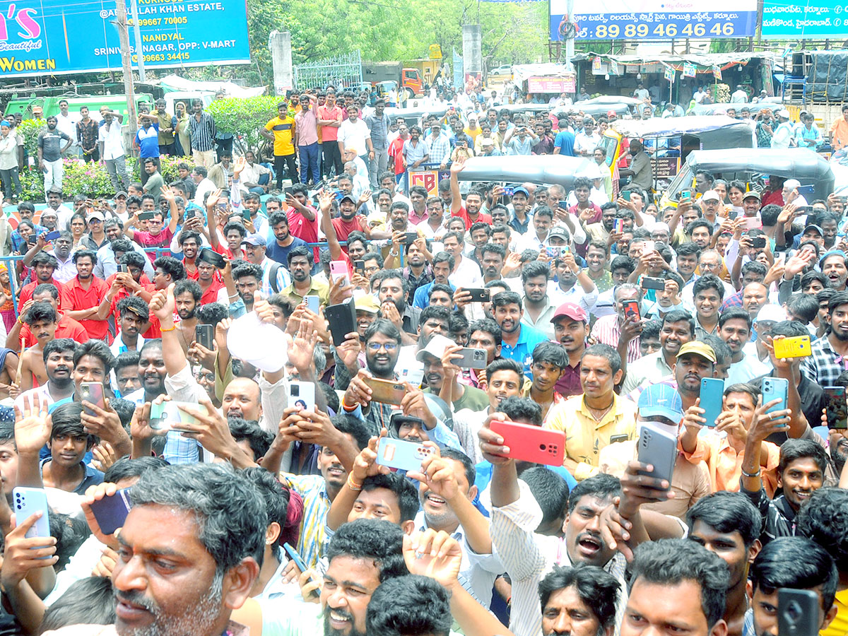 Anusuya and Heba Patel at Kurnool - Sakshi4