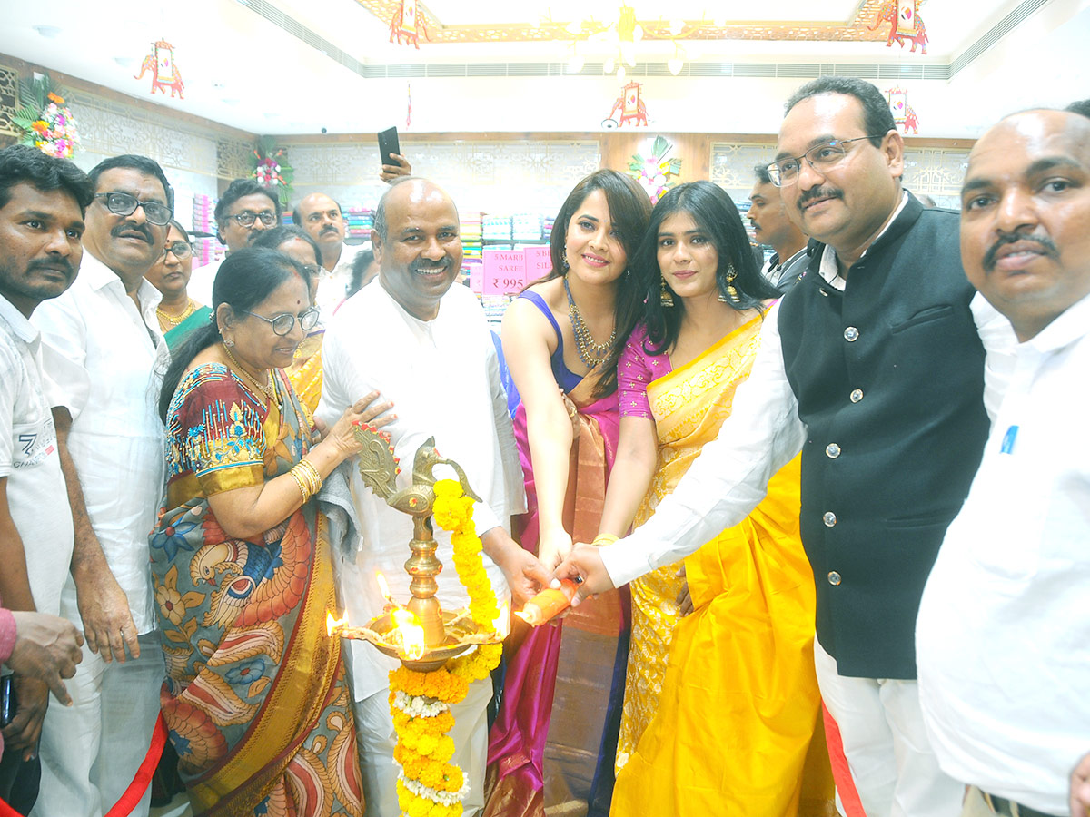 Anusuya and Heba Patel at Kurnool - Sakshi5