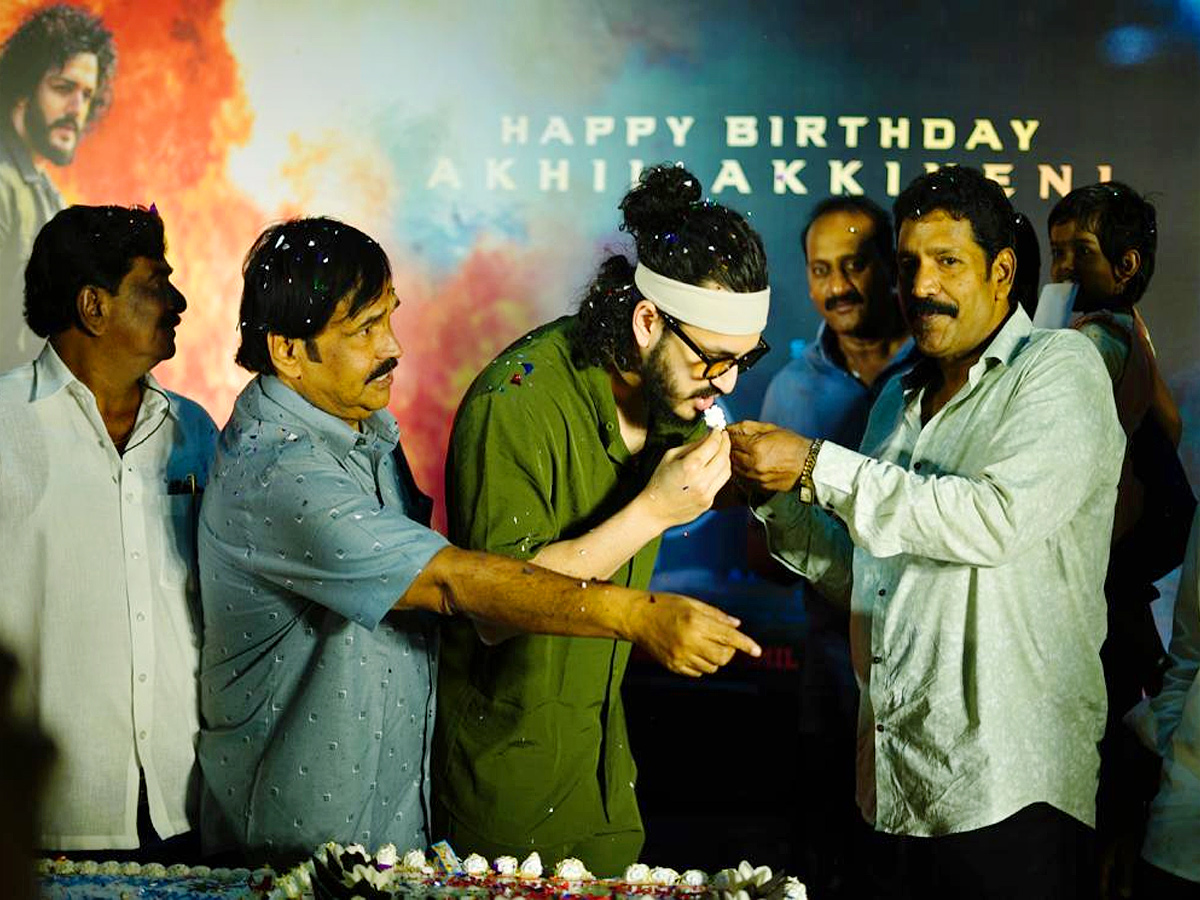 Akhil akkineni birthday celebrations Photos - Sakshi7