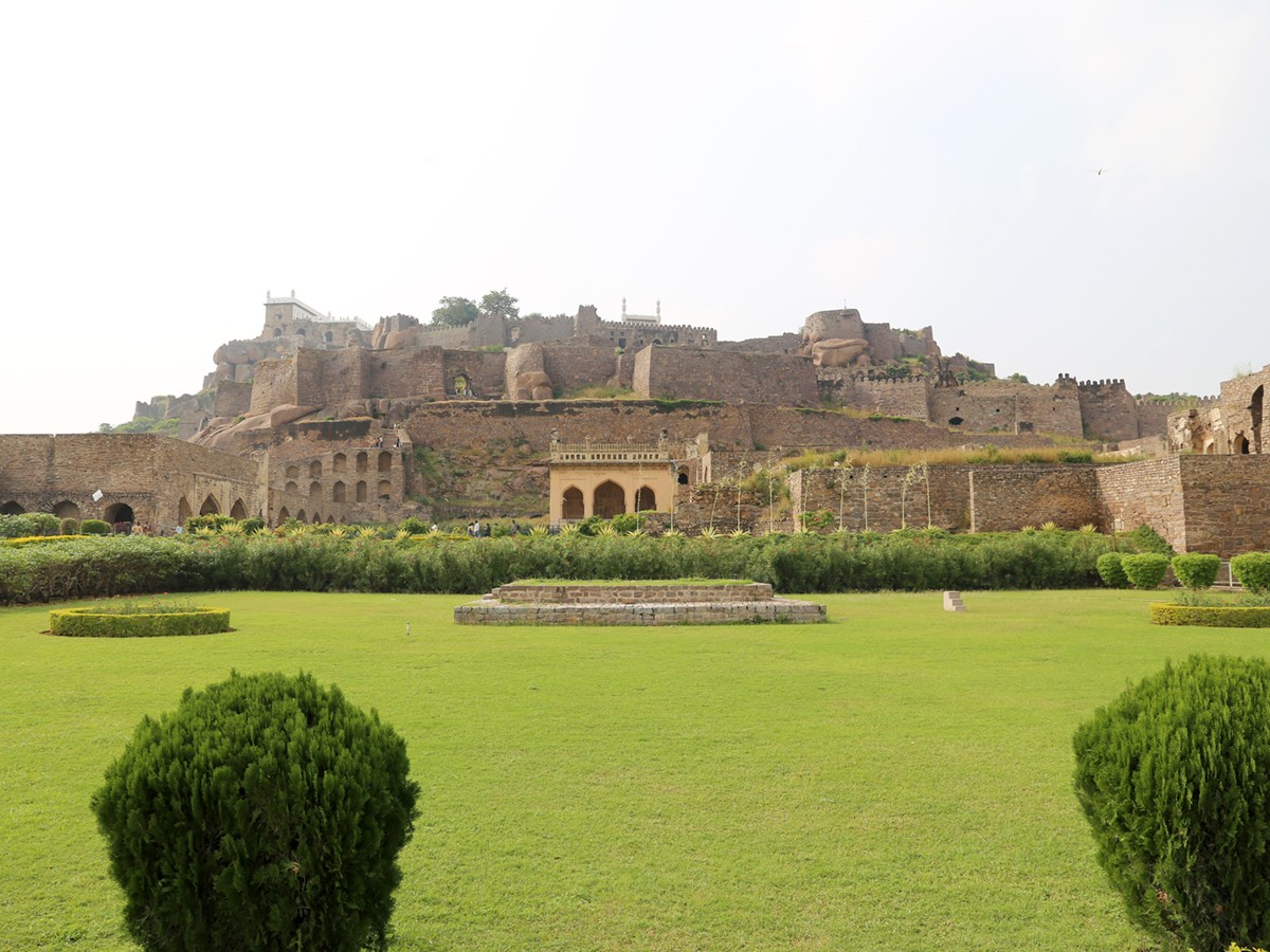 Top 10 Most Popular Historical Forts In India - Sakshi9