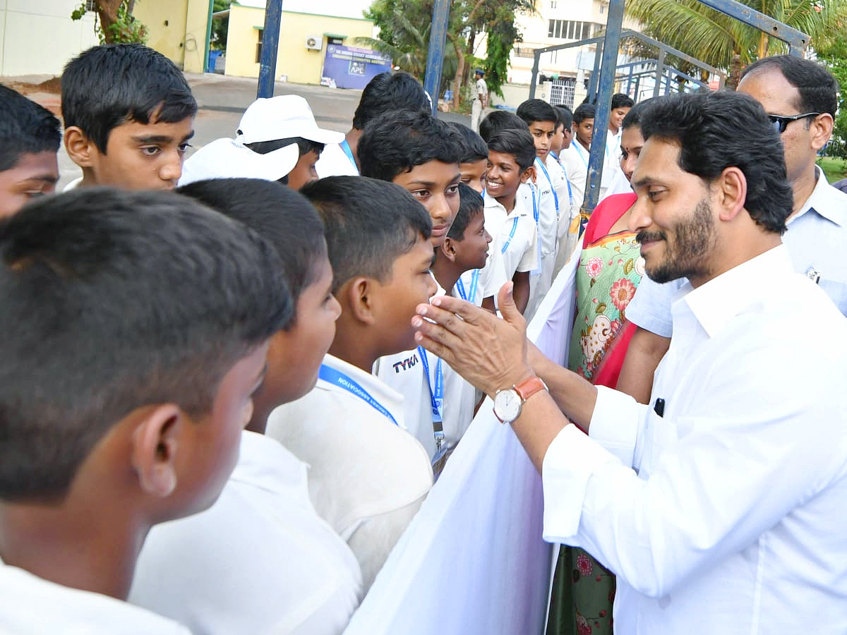 CM Jagan Visakhapatnam Tour Photos - Sakshi22