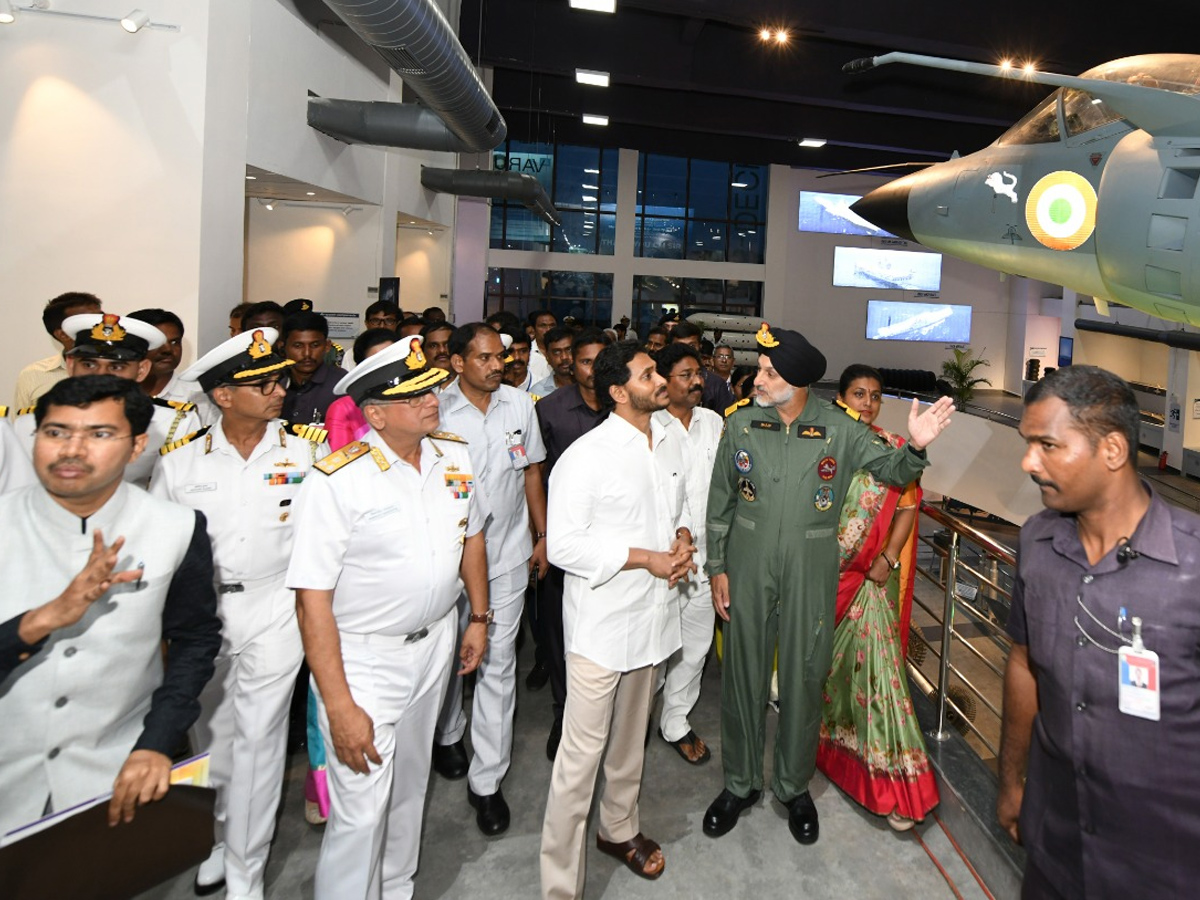 CM Jagan Visakhapatnam Tour Photos - Sakshi37