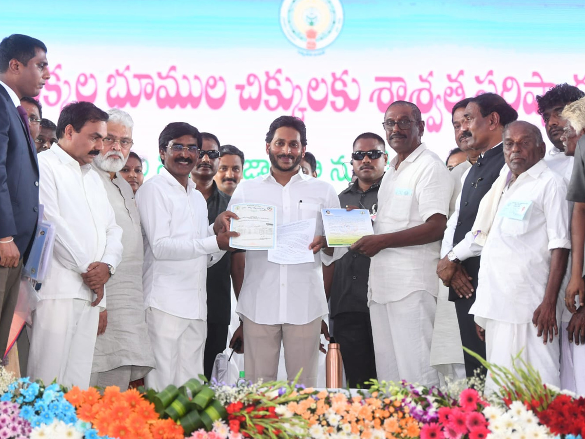 AP CM YS Jagan Kavali Tour Nellore District Photos - Sakshi11