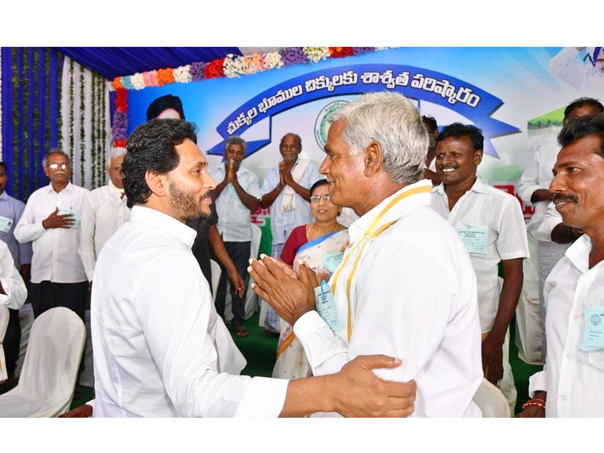 AP CM YS Jagan Kavali Tour Nellore District Photos - Sakshi18