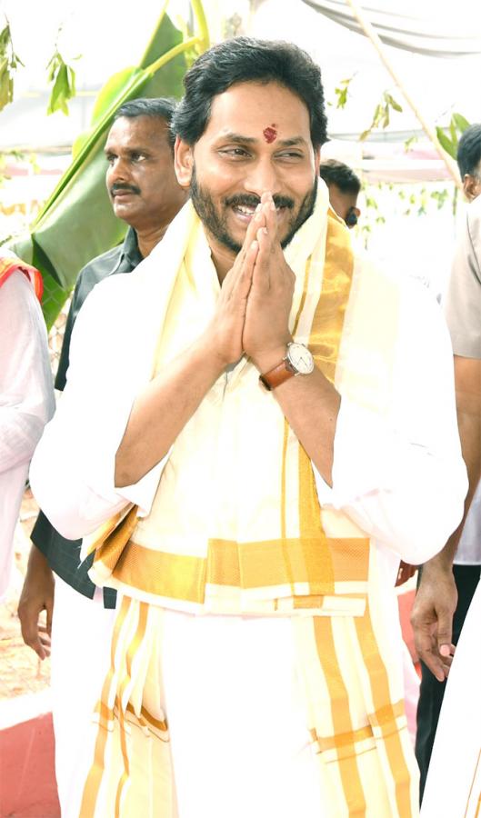 CM YS Jagan Participates Sri Lakshmi Maha Yagnam Vijayawada - Sakshi34