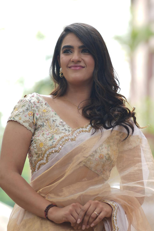 middle class love actress images - Sakshi12