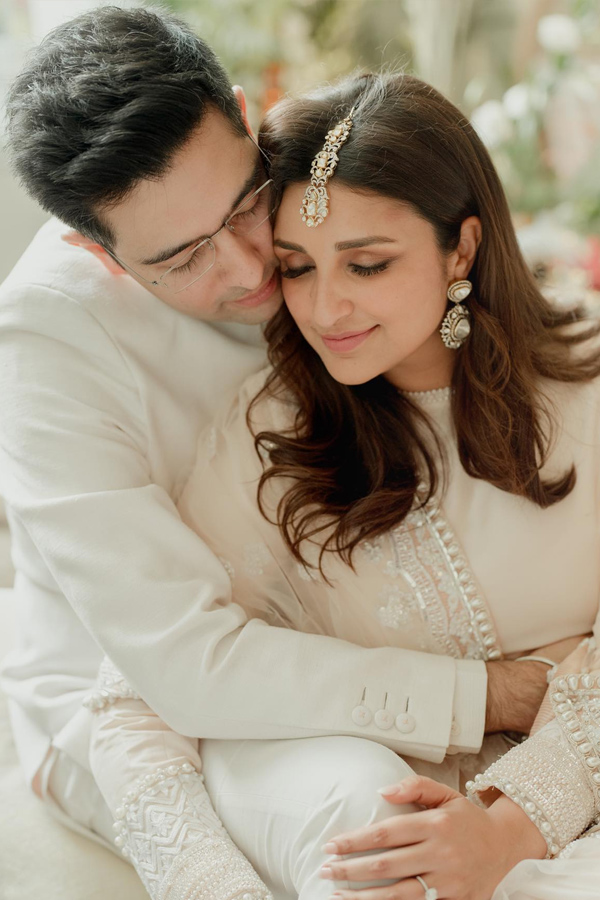 Parineeti Chopra Raghav Chadha Engagement Photo - Sakshi8