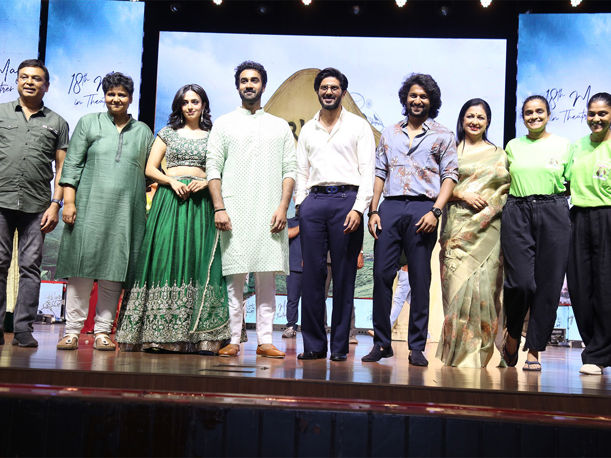 Anni Manchi Sakunamule Pre Release Event Photos - Sakshi2