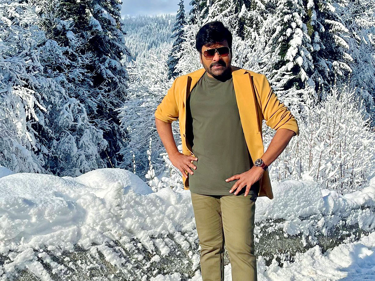 Chiranjeevi Share Photos in Social Media - Sakshi26