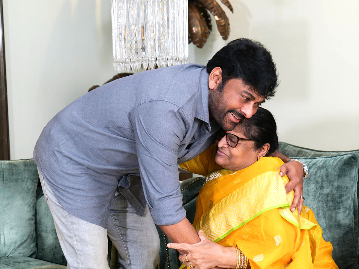 Chiranjeevi Share Photos in Social Media - Sakshi3