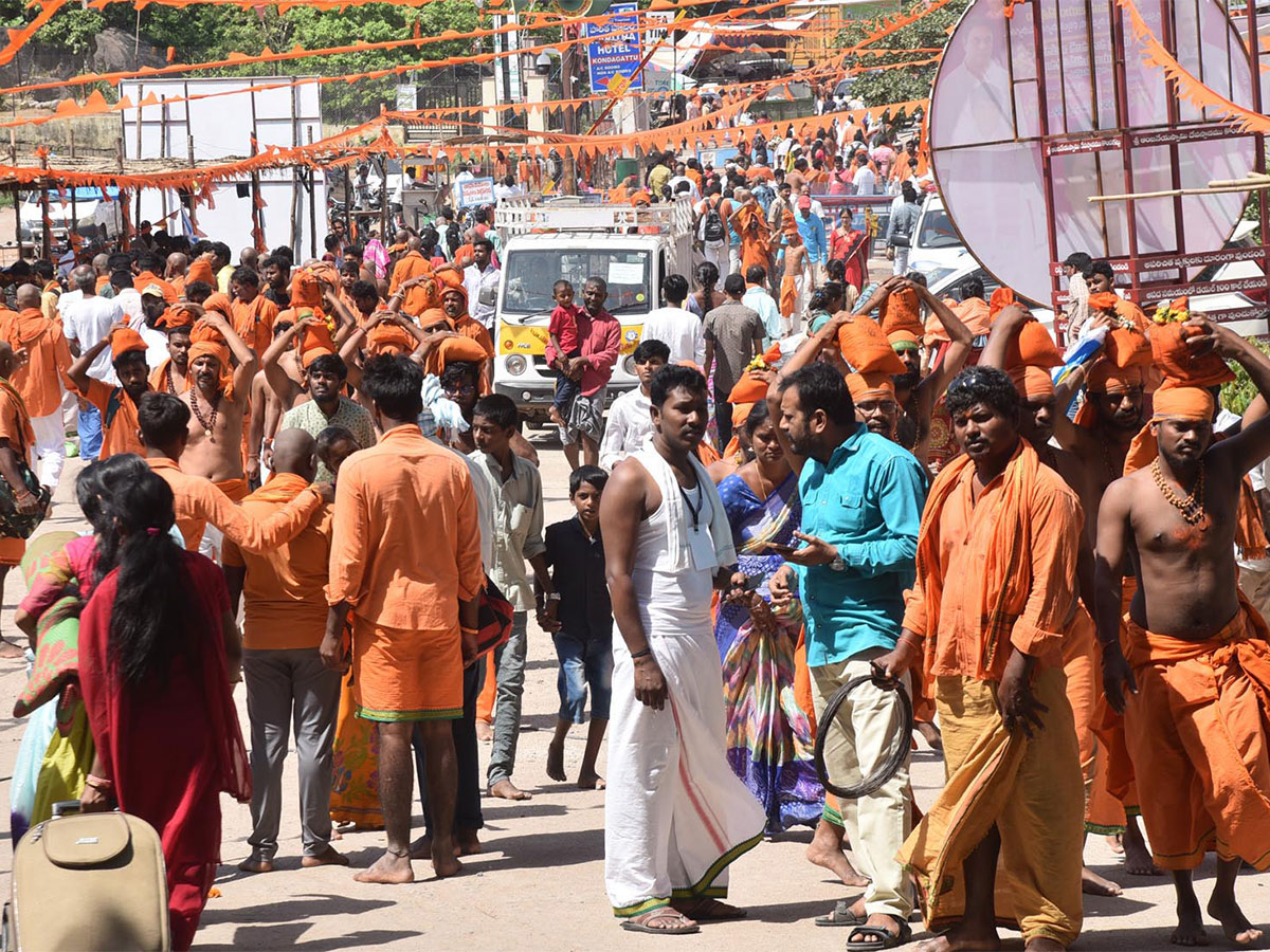 Kondagattu Anjaneya Swamy Temple - Sakshi16