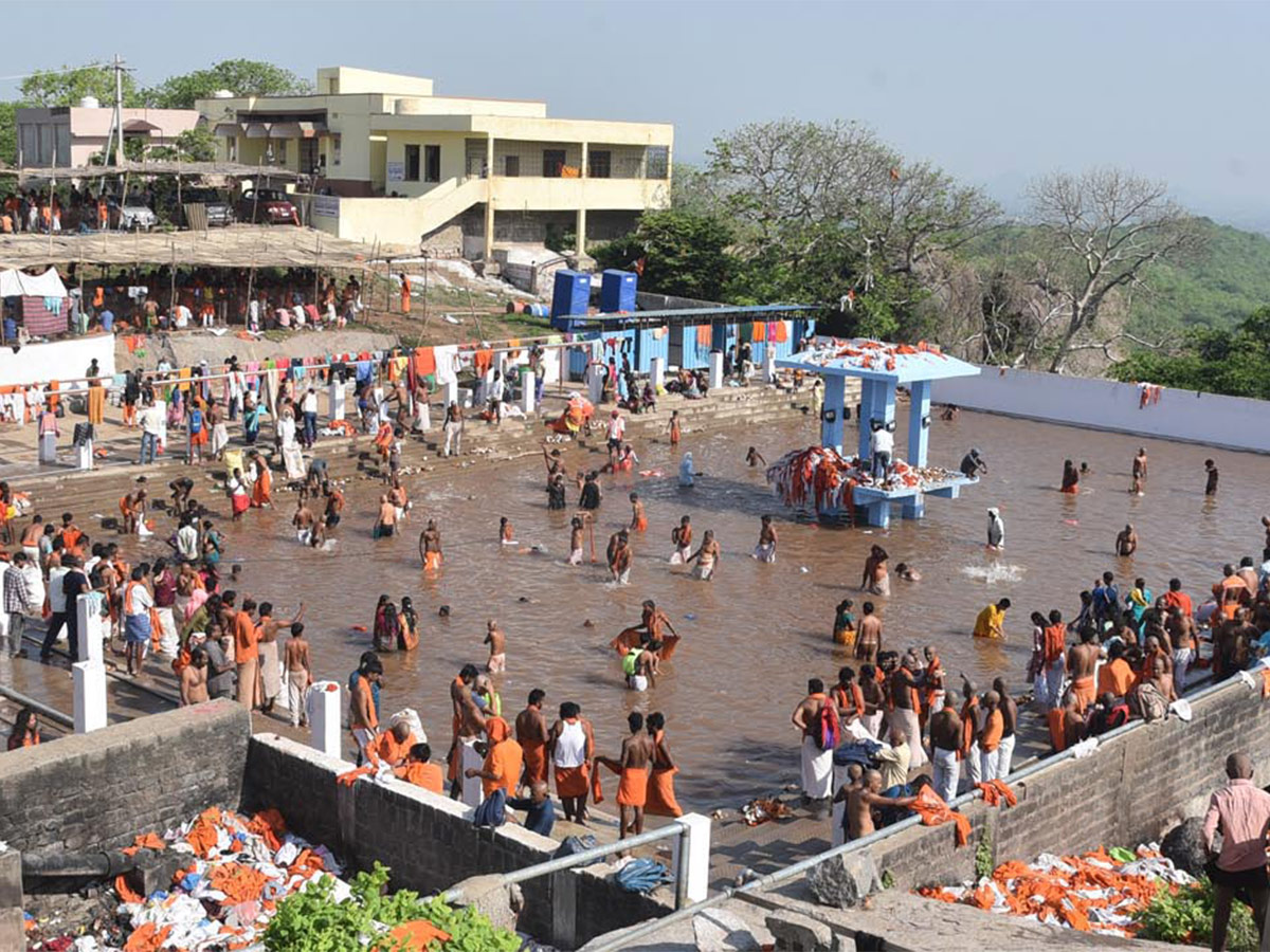 Kondagattu Anjaneya Swamy Temple - Sakshi44